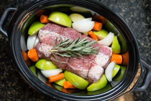 how to make delicious slow cooker pork roast